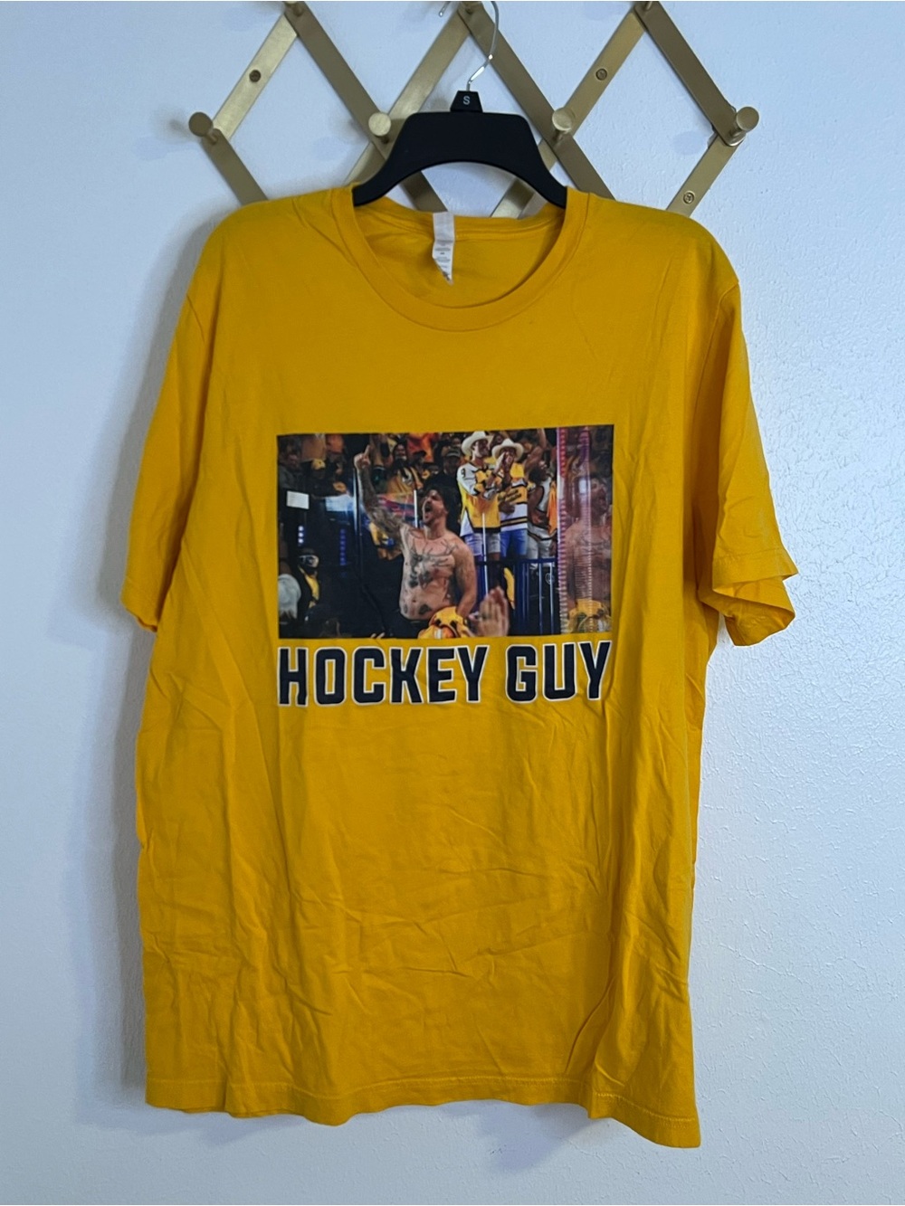 Nashville Predators NHL Hockey Guy Graphic Tee